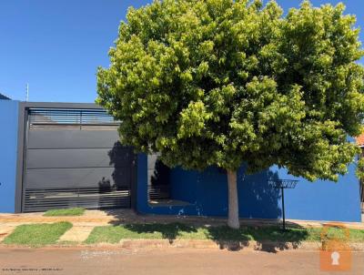 Casa para Locao, em Campo Mouro, bairro Residencial Parque Arnaldo Walter Bronzel, 2 dormitrios, 1 banheiro, 2 vagas