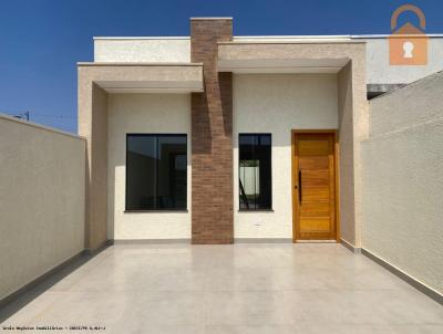 Casa para Venda, em Campo Mouro, bairro Jardim Novo Centro, 2 dormitrios, 1 banheiro, 1 sute, 2 vagas