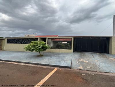 Casa para Venda, em Campo Mour�o, bairro Jardim Copacabana, 4 dormit�rios, 2 banheiros, 1 su�te, 3 vagas