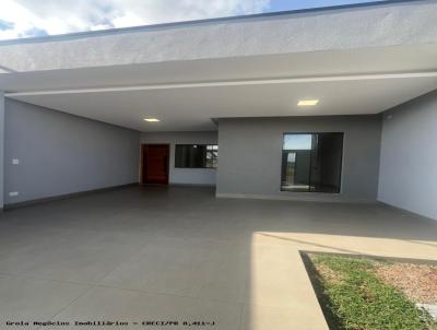 Casa para Venda, em Campo Mour�o, bairro Residencial Gran Riva, 2 dormit�rios, 1 banheiro, 1 su�te, 2 vagas