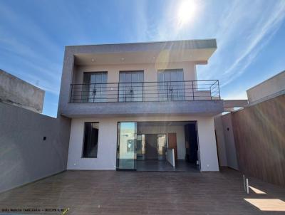 Sobrado para Venda, em Campo Mour�o, bairro Jardim Bella Vista, 3 dormit�rios, 2 banheiros, 1 su�te, 4 vagas